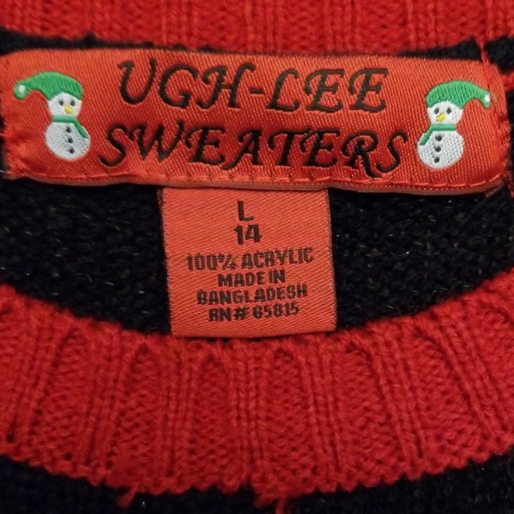 🧣$5 ITEM MUST BUNDLE WITH 2 other items Ugh-Lee Sweater 😊 - Picture 7 of 7